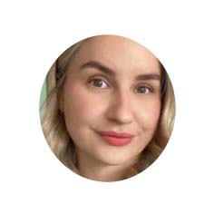 author bio - elyse brooklyn
